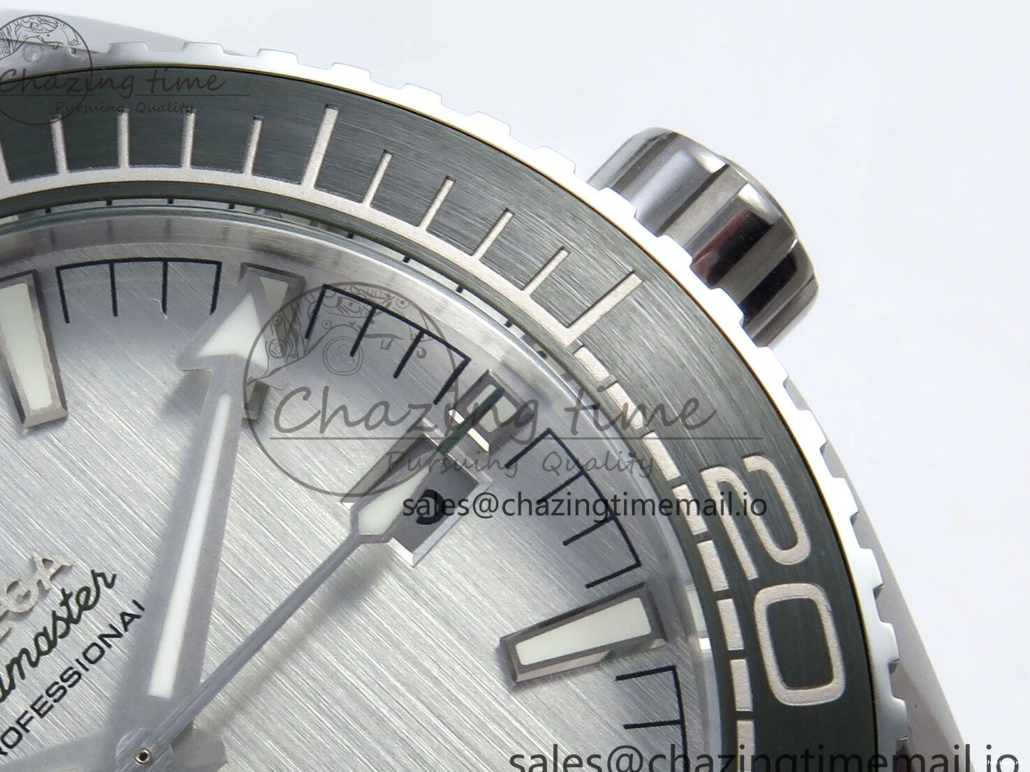 0401 Bold Seamaster Planet Ocean 600M 43.5mm SS SCF 1:1 Best Edition Green Bezel Gray Dial on Green Rubber Strap A8900 Super Clone 7666